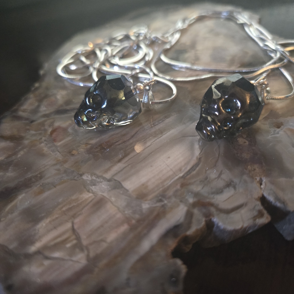 ANNETTE'S PENDANTS